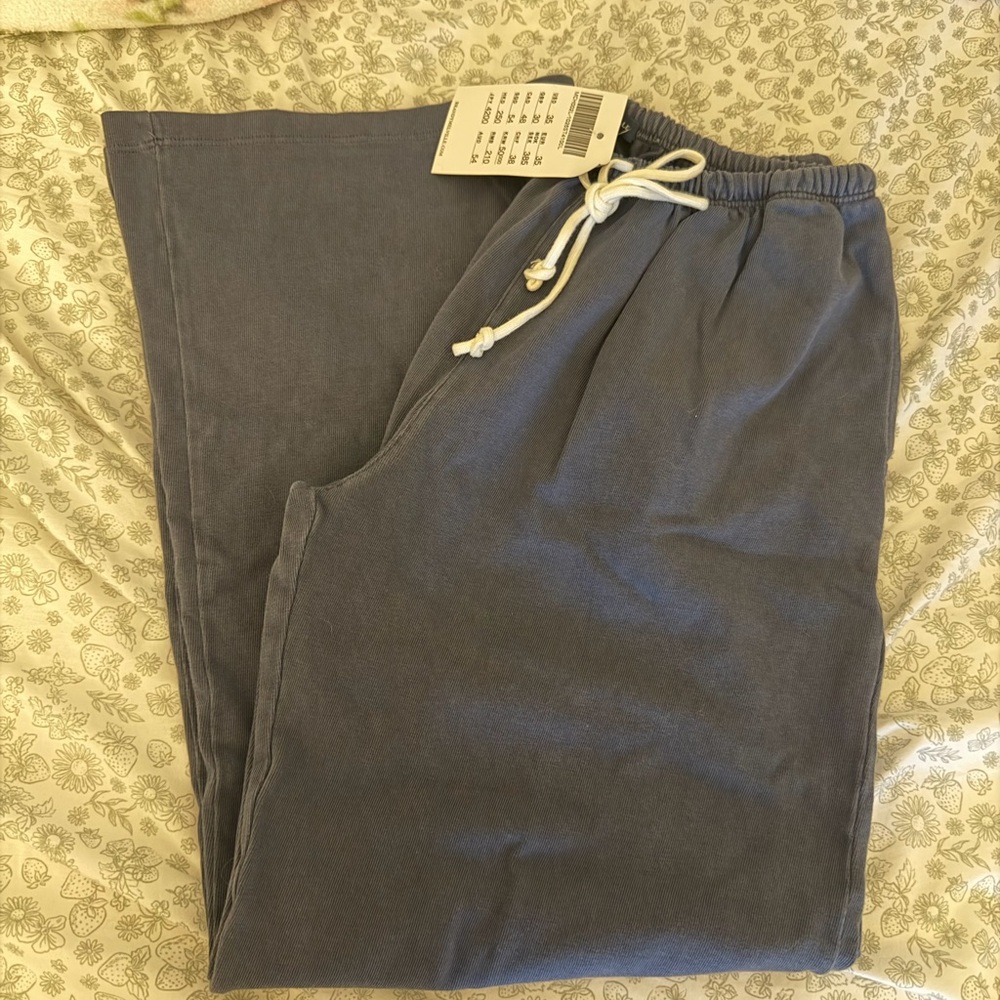 Brandy Melville Blue Joggers with White Drawstring